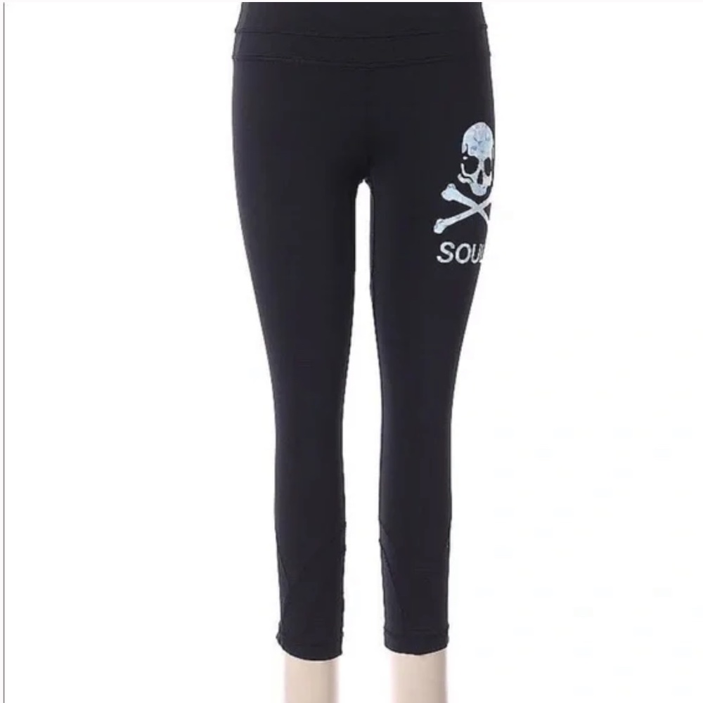 Lululemon Soul Cycle Pace Skull Rival Pace Crops Black Gem
